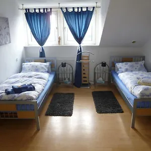 https://airport-apartment-dusseldorf.topcolognehotels.com